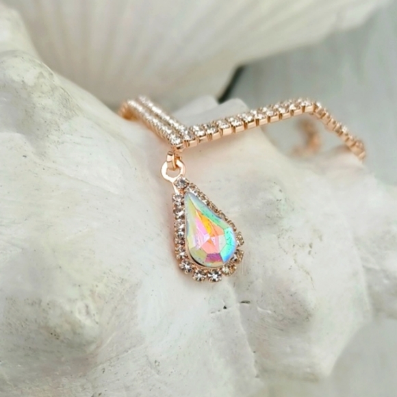 Rose Gold-Tone Priness Style Rhinestone Studded Chain Necklace - Picture 3 of 9